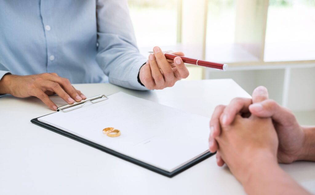 uncontested divorce lawyers near me